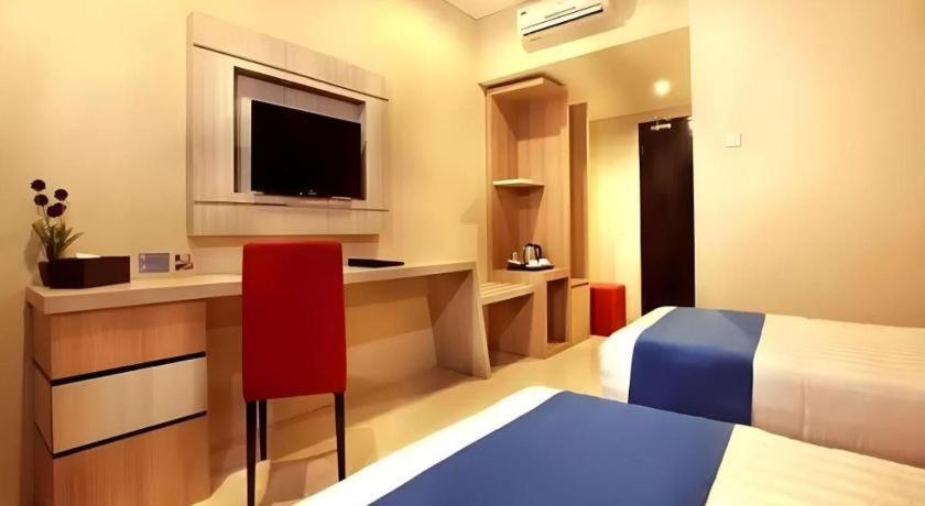 Asoka Luxury Hotel Bandar Lampung Dış mekan fotoğraf