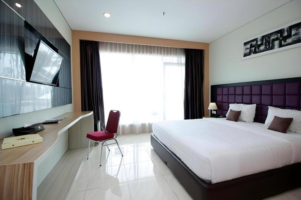 Asoka Luxury Hotel Bandar Lampung Dış mekan fotoğraf