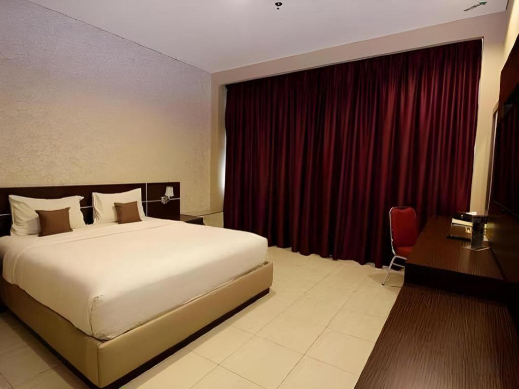 Asoka Luxury Hotel Bandar Lampung Dış mekan fotoğraf