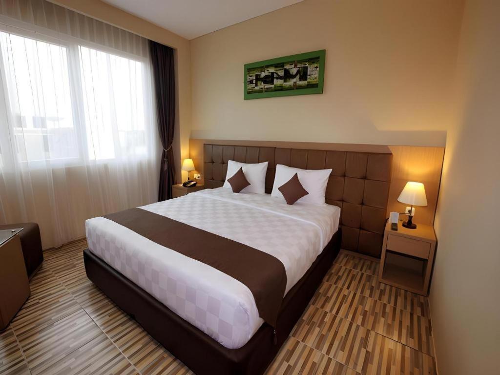 Asoka Luxury Hotel Bandar Lampung Dış mekan fotoğraf