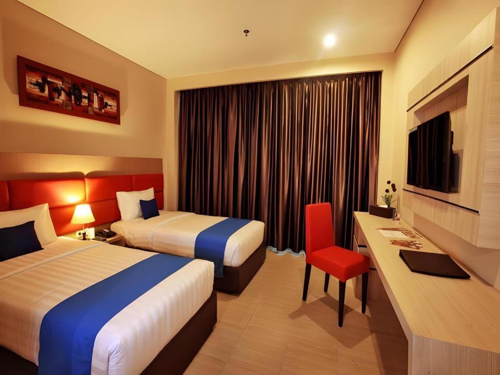 Asoka Luxury Hotel Bandar Lampung Dış mekan fotoğraf